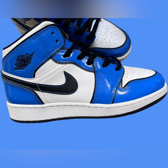 AIR JORDAN 1 SIGNAL BLUE - Picture 6 of 15